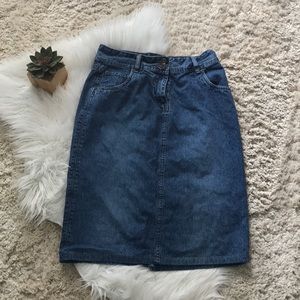 Christoper & Banks Denim skirt❤️